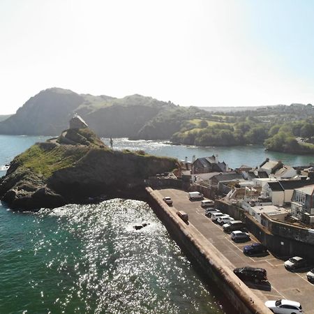 The Harbour Lights Bed & Breakfast Ilfracombe Exterior photo